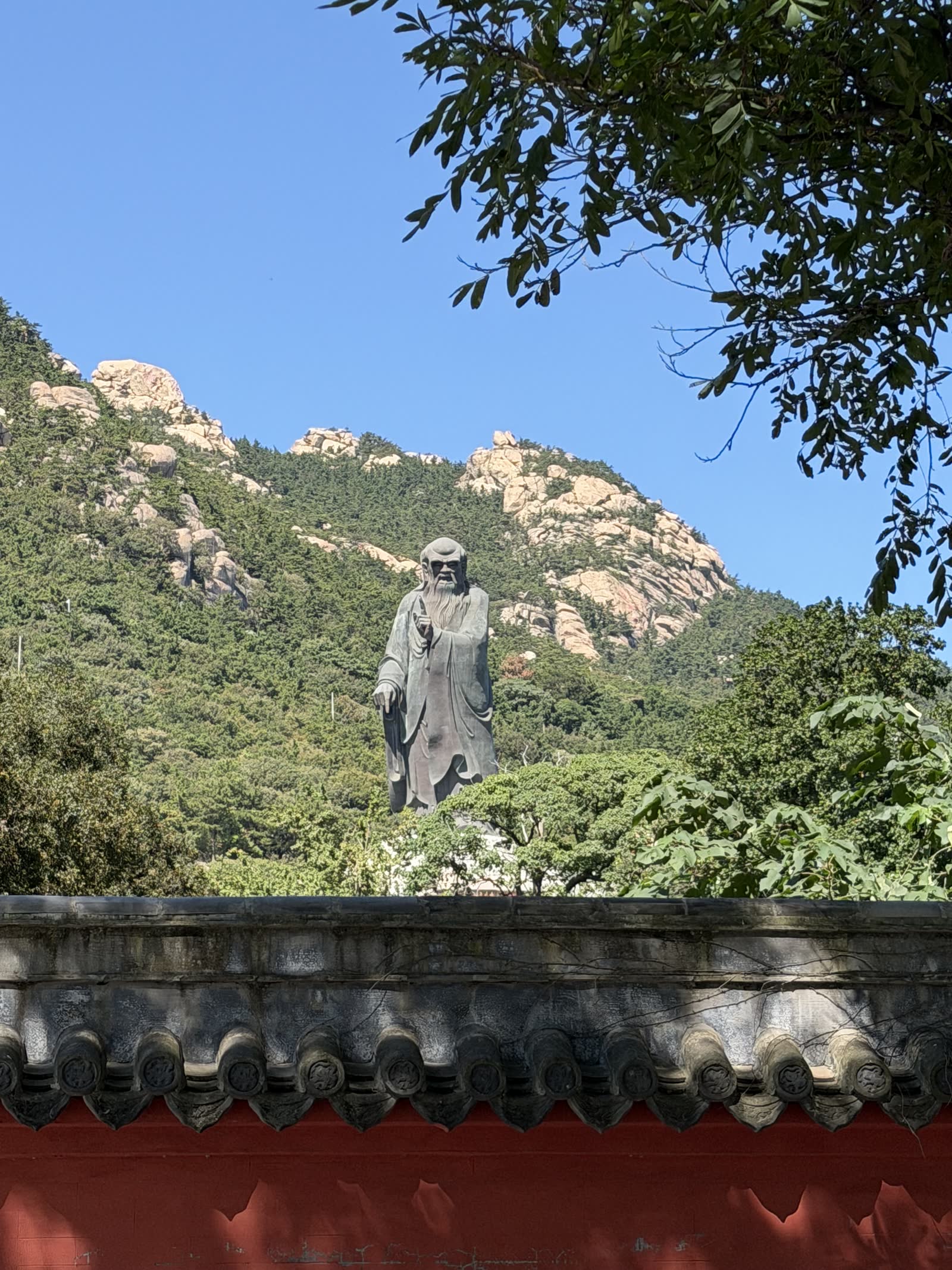 太清宮老子銅像